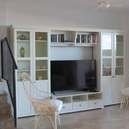 Luxury House With 3 Bedrooms, Sea Wiew And Swimming Pool In A Quiet *